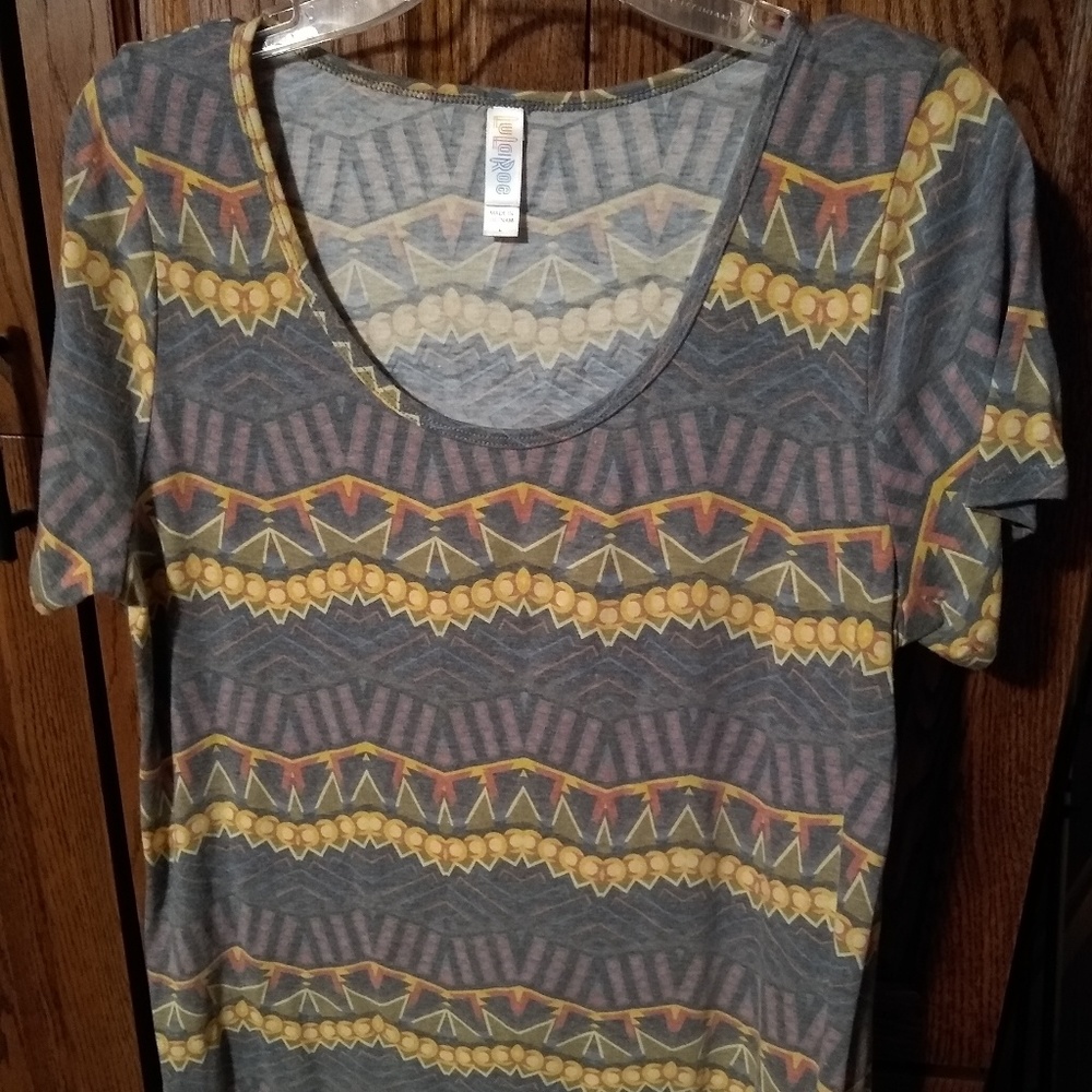 LulaRoe classic t